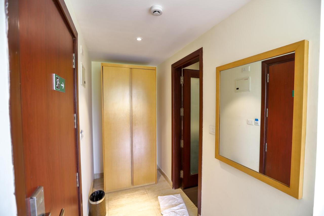 Zip By Spree Hotels Hyde Goa Candolim Esterno foto